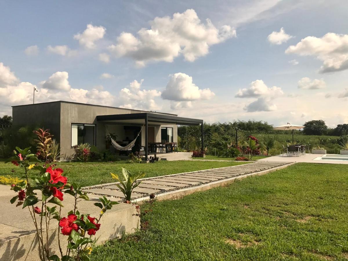 Torcaza Casa De Campo Quimbaya Exterior foto
